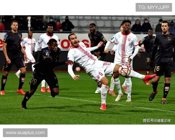 维利法与索肖激战正酣谁能在这场较量中笑到最后