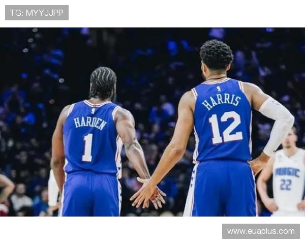 费城76人对阵夏洛特黄蜂比赛结果分析与精彩瞬间回顾