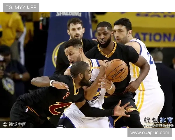 骑士与勇士总决赛阵容对比分析揭示双方实力差异与战术布局